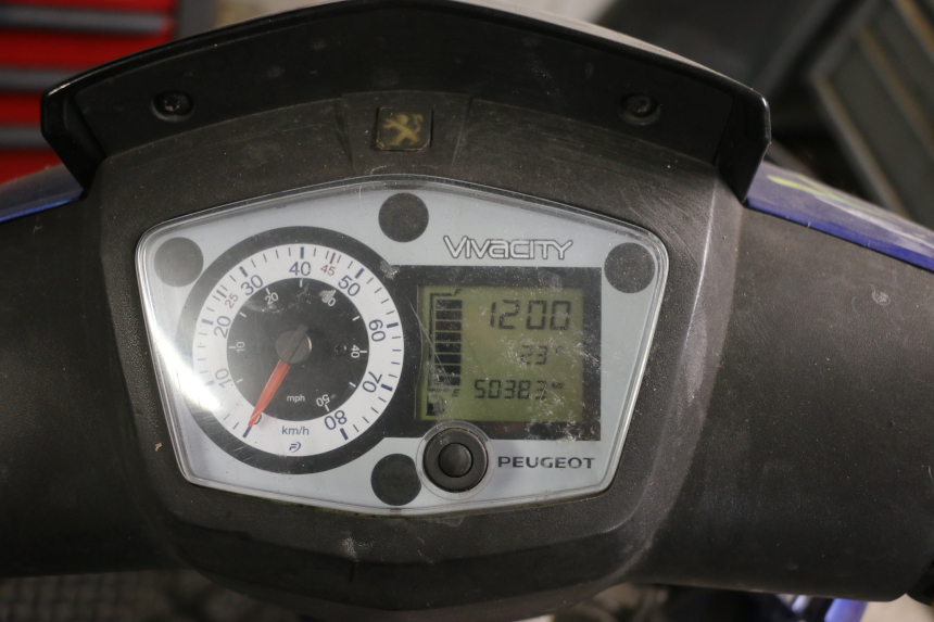 photo de SILNIK PEUGEOT VIVACITY NEW 4T 50 (2008 - 2017) - Widok główny