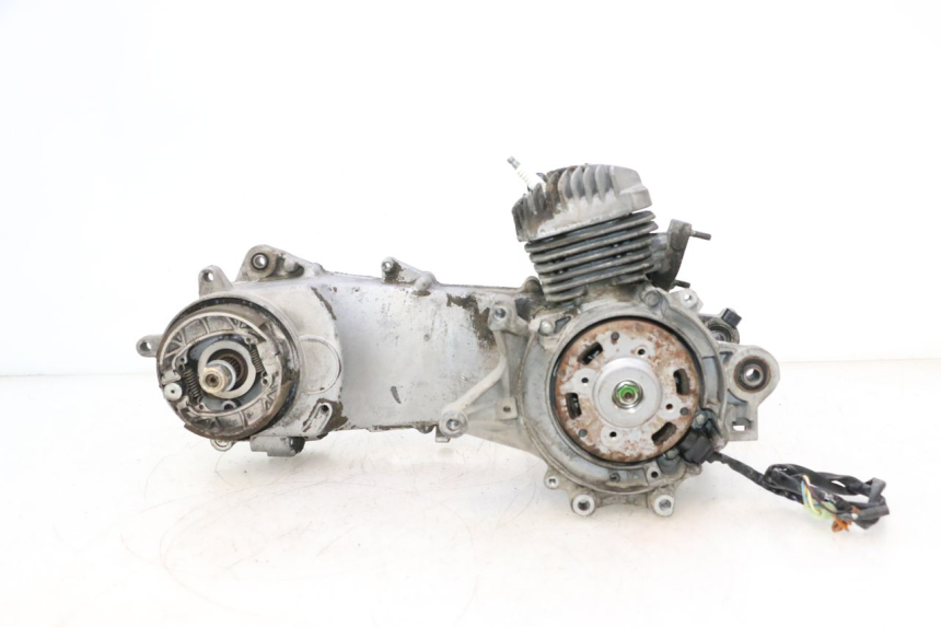 photo de SILNIK PEUGEOT VIVACITY 50 (2004 - 2009) - Alternatywny kąt