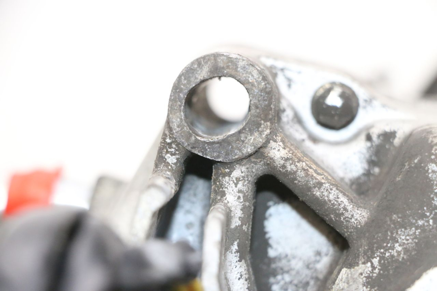 photo de SILNIK DAELIM VJ ROADWIN FI 125 (2008 - 2017) - Punkty mocowania