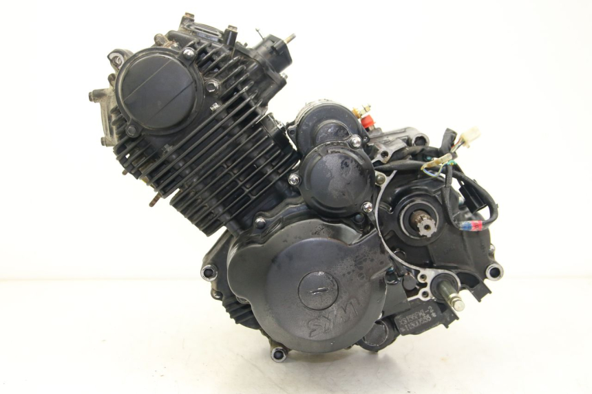 photo de SILNIK SYM WOLF SB 125 (2011 - 2018) - Oznaczenia i referencje