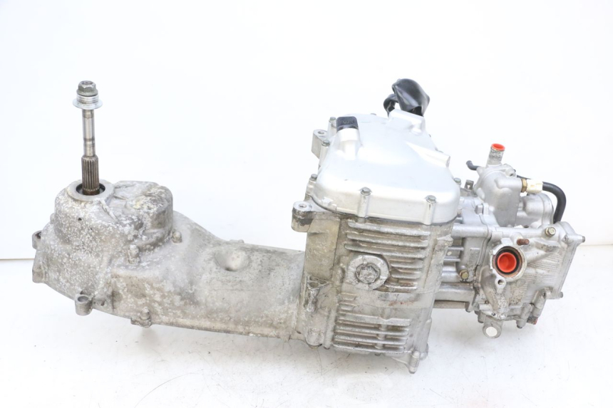 photo de SILNIK YAMAHA XMAX X-MAX 125 (2006 - 2009) - Punkty mocowania