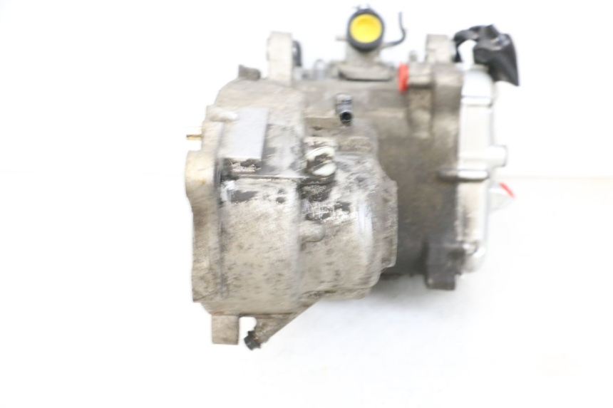 photo de SILNIK YAMAHA X-MAX XMAX 125 (2010 - 2013) - Stan powierzchni