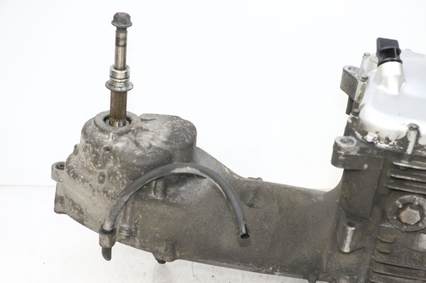 photo de SILNIK YAMAHA XMAX X-MAX 125 (2006 - 2009) - Inny kąt widzenia