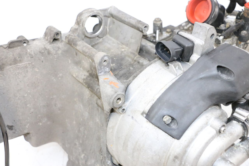 photo de SILNIK PIAGGIO X8 125 (2004 - 2007) - Widok ogólny