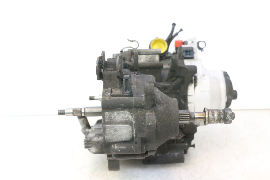 photo de SILNIK PIAGGIO X9 AMALFI 180 (2000 - 2003) - Alternatywny kąt