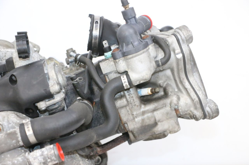 photo de SILNIK PIAGGIO XEVO - X EVO 125 (2007 - 2017) - Zbliżenie komponentów