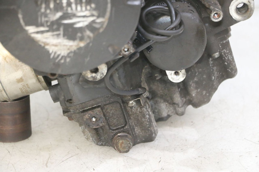 photo de SILNIK YAMAHA XJ6 ABS 600 (2008 - 2016) - Widok z bliska