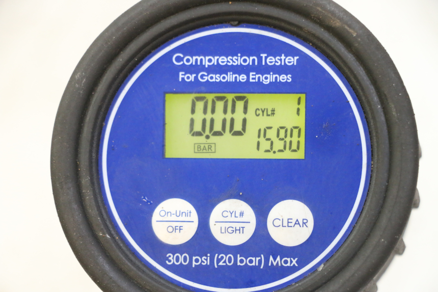 photo de SILNIK YAMAHA XJ6 ABS 600 (2008 - 2016) - Punkty mocowania