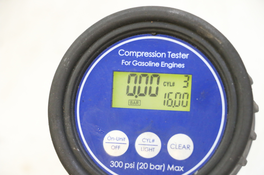 photo de SILNIK YAMAHA XJ6 ABS 600 (2008 - 2016) - Część sprawdzona