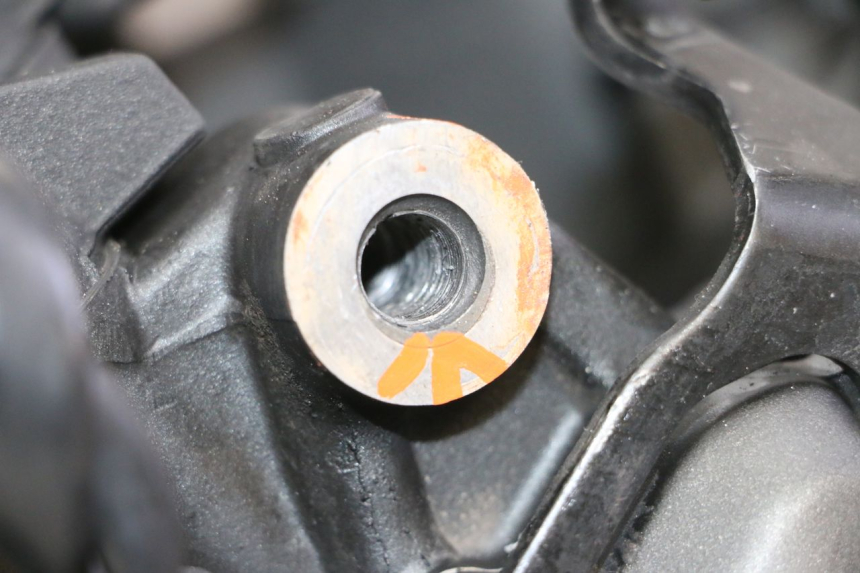 photo de SILNIK YAMAHA XJ6 ABS 600 (2008 - 2016) - Stan powierzchni