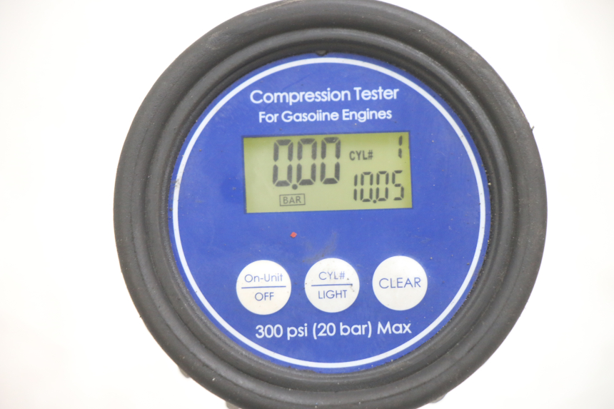 photo de SILNIK YAMAHA XJN DIVERSION 600 (2000 - 2003) - Widok główny