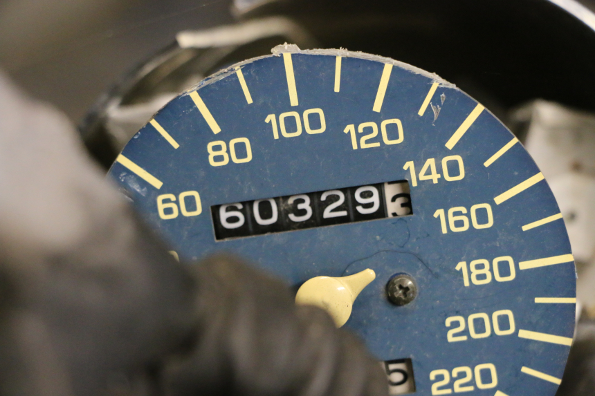 photo de SILNIK YAMAHA XJN DIVERSION 600 (2000 - 2003) - Widok z bliska