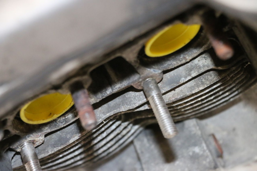 photo de SILNIK YAMAHA XJN DIVERSION 600 (2000 - 2003) - Część sprawdzona