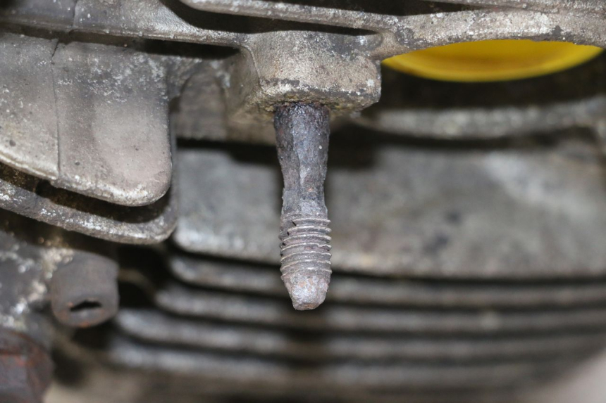 photo de SILNIK YAMAHA XVS DRAG STAR DRAGSTAR 650 (1997 - 2007) - Widok profilu