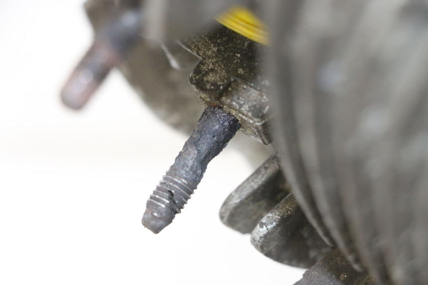 photo de SILNIK YAMAHA XVS DRAG STAR DRAGSTAR 650 (1997 - 2007) - Zoom stanu zużycia