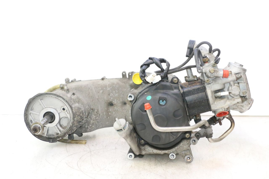 photo de SILNIK YAMAHA YP MAJESTY 125 (2002 - 2006) - Szczegóły charakterystyczne