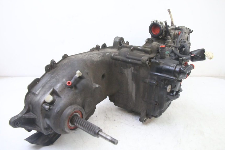 photo de SILNIK YAMAHA YP X-MAX XMAX 400 (2014 - 2017) - Zbliżenie komponentów