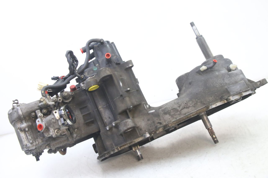 photo de SILNIK YAMAHA YP X-MAX XMAX 400 (2014 - 2017) - Widok z bliska