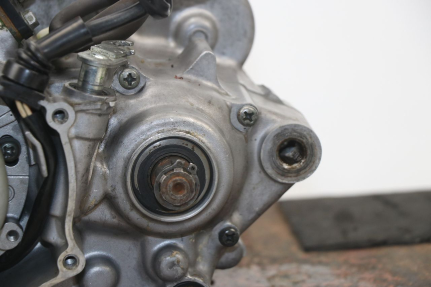 photo de SILNIK YAMAHA YZ 80 (1998 - 2001) - Zbliżenie techniczne