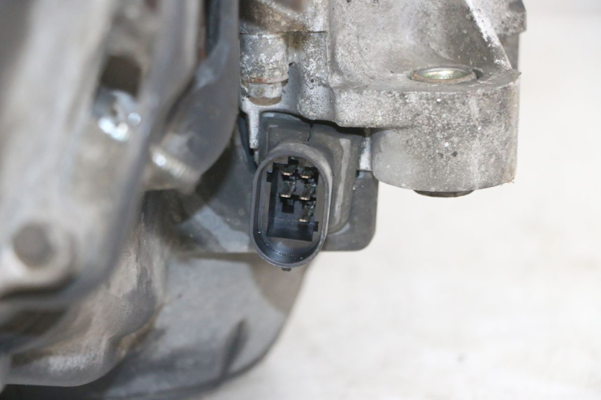 photo de SILNIK PIAGGIO ZIP 4T 50 (2018 - 2020) - Zoom stanu zużycia