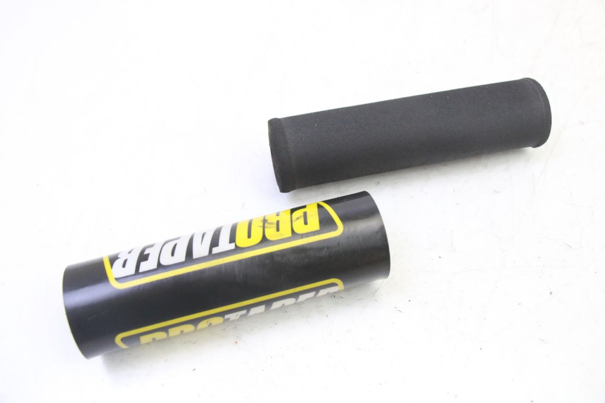 photo de GĄBKA NA KIEROWNICĘ SPEEDY DELUXE 125 - Widok główny