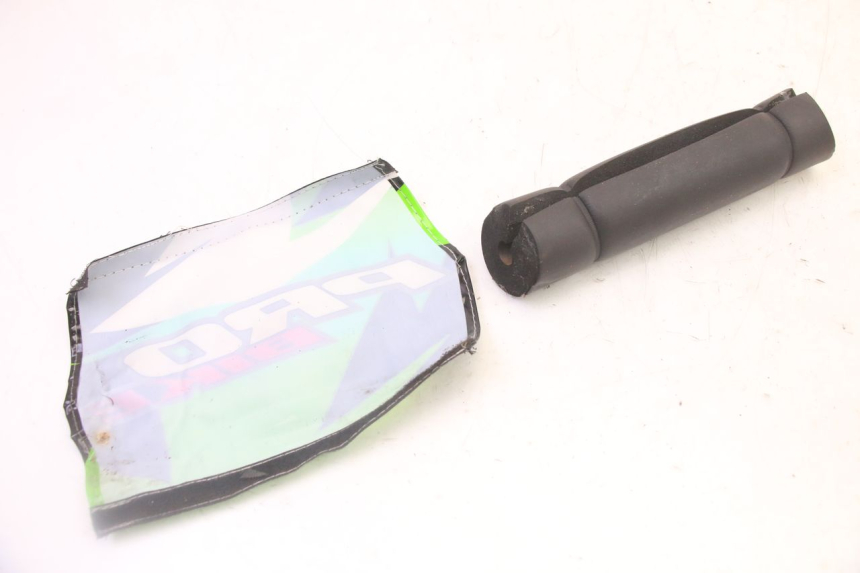 photo de GĄBKA NA KIEROWNICĘ PROBIKE DIRT 140 - Inny kąt widzenia