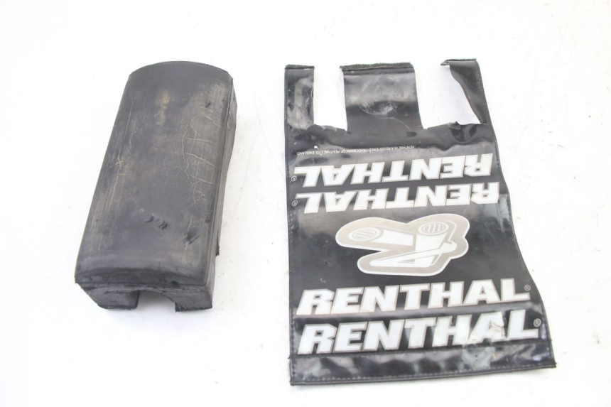 photo de GĄBKA NA KIEROWNICĘ YAMAHA YZ-F YZF 250 (2007 - 2013) - Inny kąt widzenia