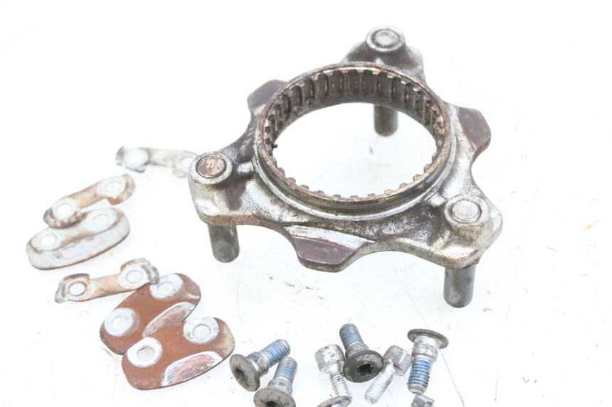 photo de PIASTA KOŁA TYLNEGO SUZUKI BURGMAN 650 (2013 - 2020) - Szczegół części