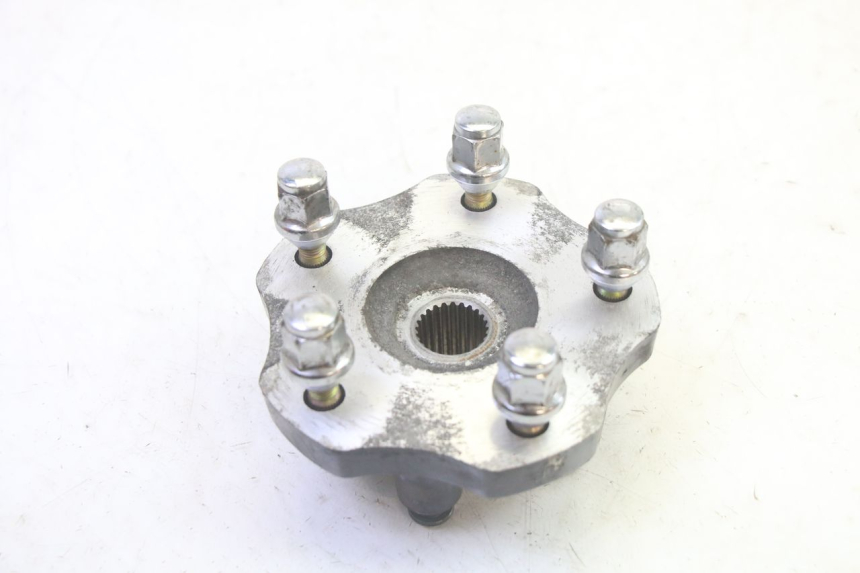 photo de PIASTA KOŁA TYLNEGO SYM FIDDLE 3 III 125 (2014 - 2020) - Zbliżenie techniczne