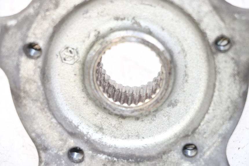 photo de PIASTA KOŁA TYLNEGO PIAGGIO MP3 500 (2011 - 2015) - Zbliżenie techniczne