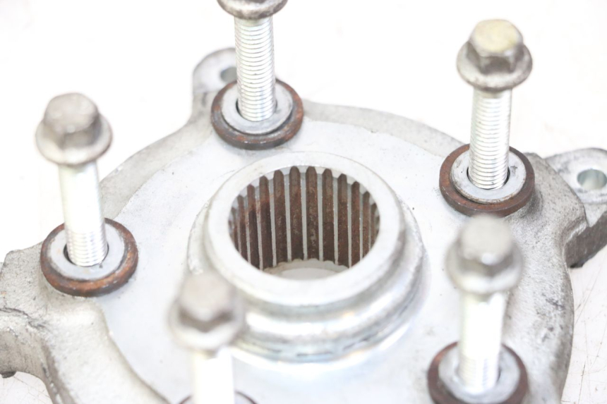 photo de PIASTA KOŁA TYLNEGO PIAGGIO MP3 500 (2014 - 2017) - Zbliżenie techniczne