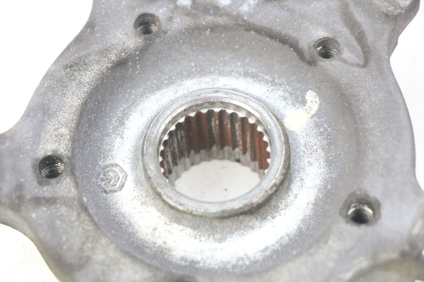 photo de PIASTA KOŁA TYLNEGO GILERA NEXUS 125 (2009 - 2013) - Inny kąt widzenia