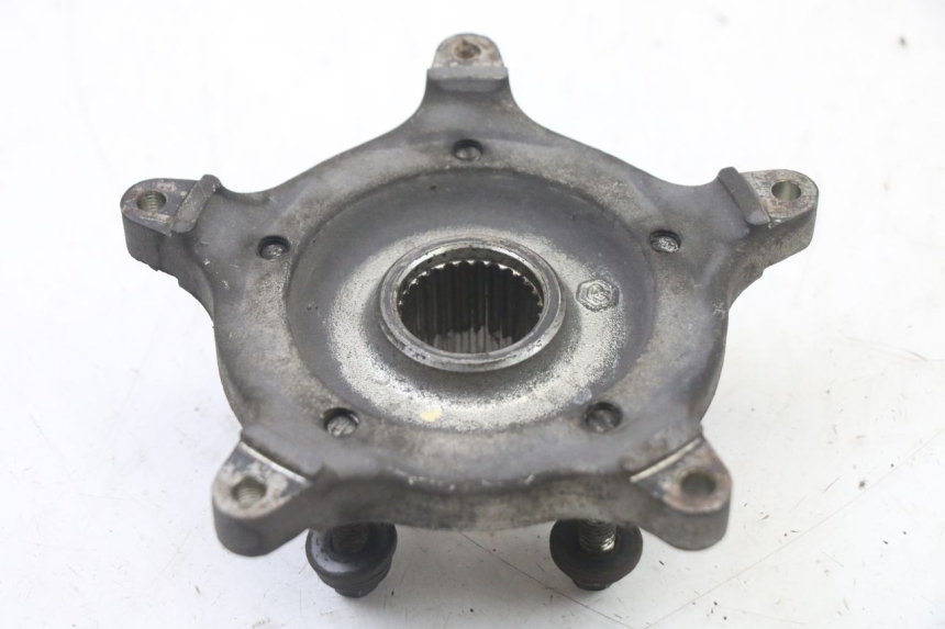 photo de PIASTA KOŁA TYLNEGO GILERA NEXUS 300 (2008 - 2013) - Zbliżenie techniczne