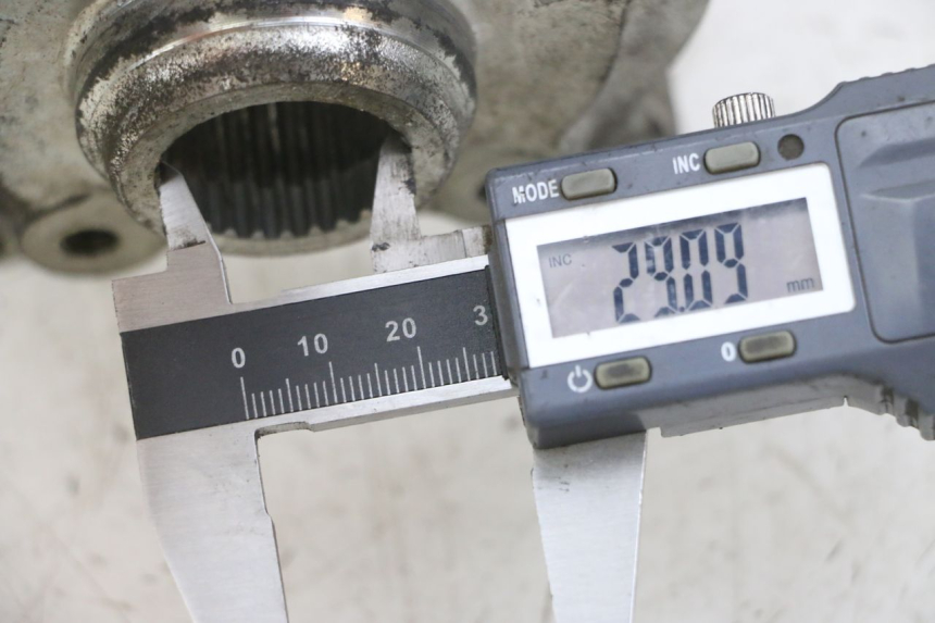 photo de PIASTA KOŁA TYLNEGO GILERA NEXUS 125 (2009 - 2013) - Szczegół części