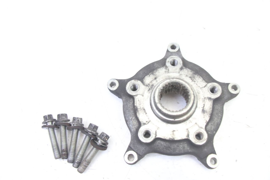 photo de PIASTA KOŁA TYLNEGO GILERA NEXUS 125 (2009 - 2013) - Inny kąt widzenia