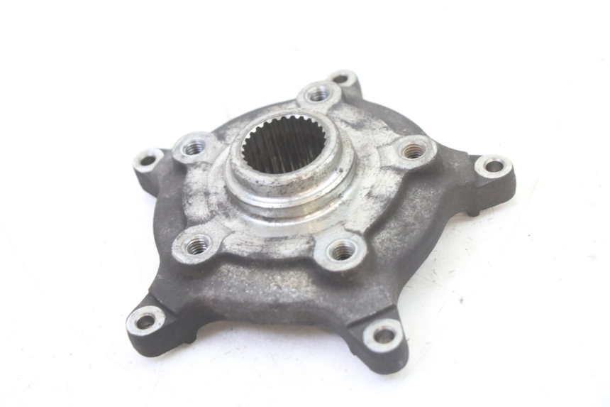 photo de PIASTA KOŁA TYLNEGO GILERA NEXUS 125 (2009 - 2013) - Zbliżenie techniczne