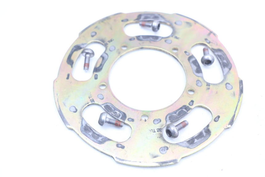 photo de PIASTA KOŁA TYLNEGO HONDA NTV DEAUVILLE 650 (1998 - 2001) - Zbliżenie techniczne