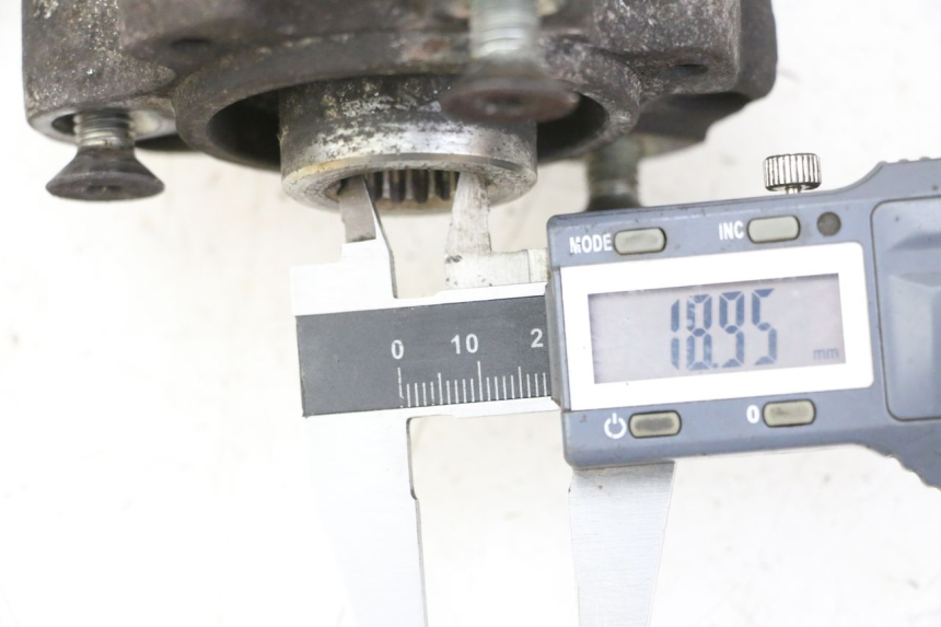 photo de PIASTA KOŁA TYLNEGO PEUGEOT CITYSTAR 125 (2011 - 2017) - Szczegół części