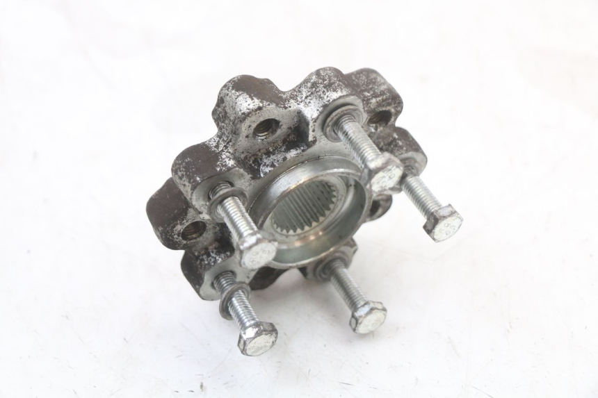 photo de PIASTA KOŁA TYLNEGO PEUGEOT DJANGO 125 (2014 - 2017) - Zbliżenie techniczne