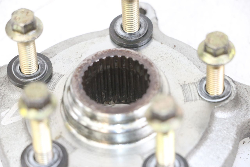 photo de PIASTA KOŁA TYLNEGO PIAGGIO BEVERLY 125 (1998 - 2005) - Inny kąt widzenia