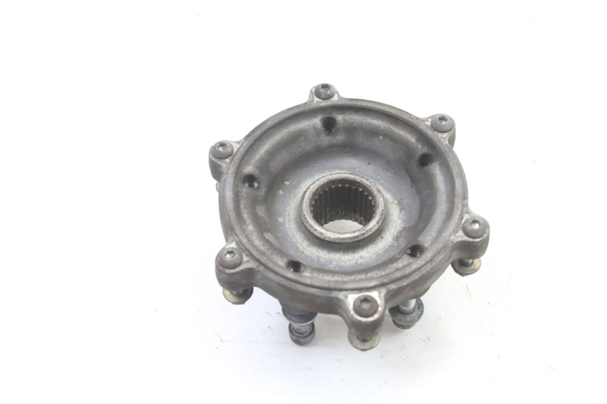 photo de PIASTA KOŁA TYLNEGO PIAGGIO VESPA GRANTURISMO 125 (2003 - 2007) - Zbliżenie techniczne