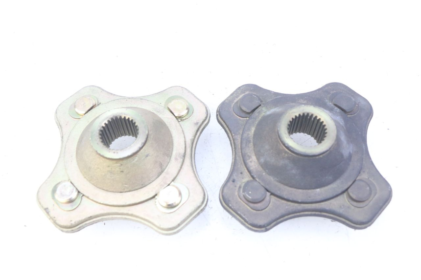 photo de PIASTA KOŁA TYLNEGO SPY RACING F3 350 (2015 - 2022) - Zbliżenie techniczne