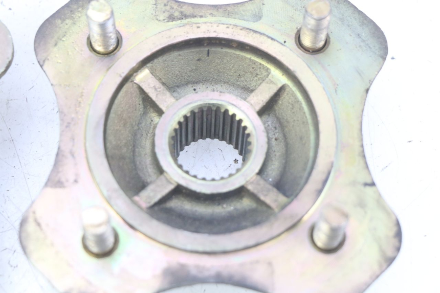 photo de PIASTA KOŁA TYLNEGO SPY RACING F3 350 (2015 - 2022) - Punkty mocowania