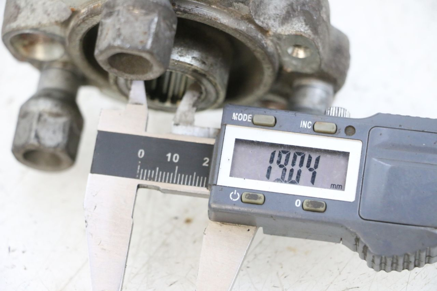 photo de PIASTA KOŁA TYLNEGO PEUGEOT SATELIS 125 (2013 - 2018) - Szczegół części