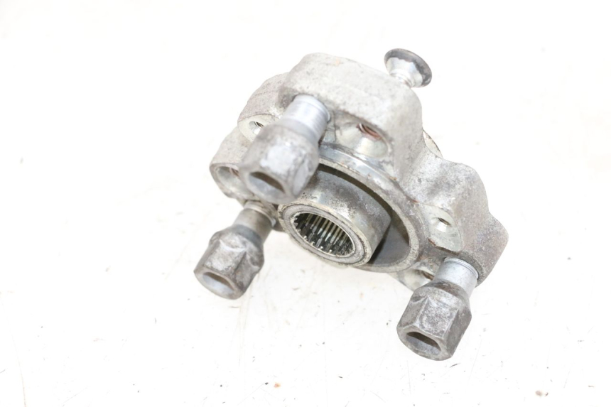 photo de PIASTA KOŁA TYLNEGO PEUGEOT SATELIS 125 (2013 - 2018) - Zbliżenie techniczne