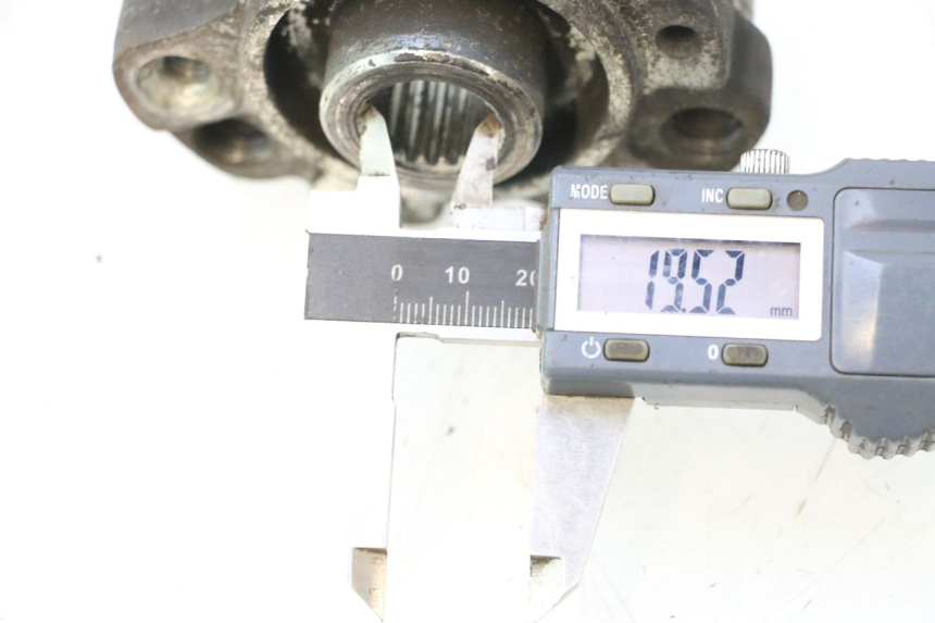 photo de PIASTA KOŁA TYLNEGO PEUGEOT SATELIS 125 (2006 - 2009) - Zoom stanu zużycia