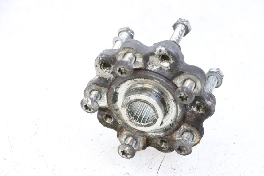 photo de PIASTA KOŁA TYLNEGO PEUGEOT SPEEDFIGHT 4 2T 50 (2015 - 2019) - Inny kąt widzenia