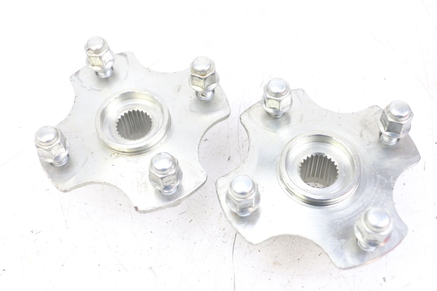 photo de PIASTA KOŁA TYLNEGO HYTRACK ST 170 (2020 - 2024) - Widok główny