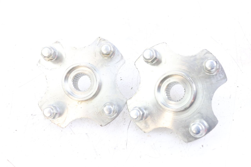 photo de PIASTA KOŁA TYLNEGO HYTRACK ST 170 (2020 - 2024) - Inny kąt widzenia