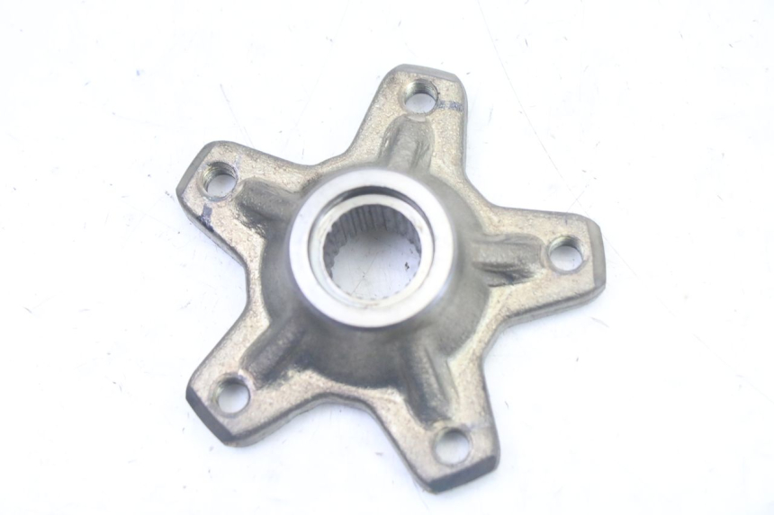 photo de PIASTA KOŁA TYLNEGO APRILIA SXR 50 (2021 - 2023) - Inny kąt widzenia